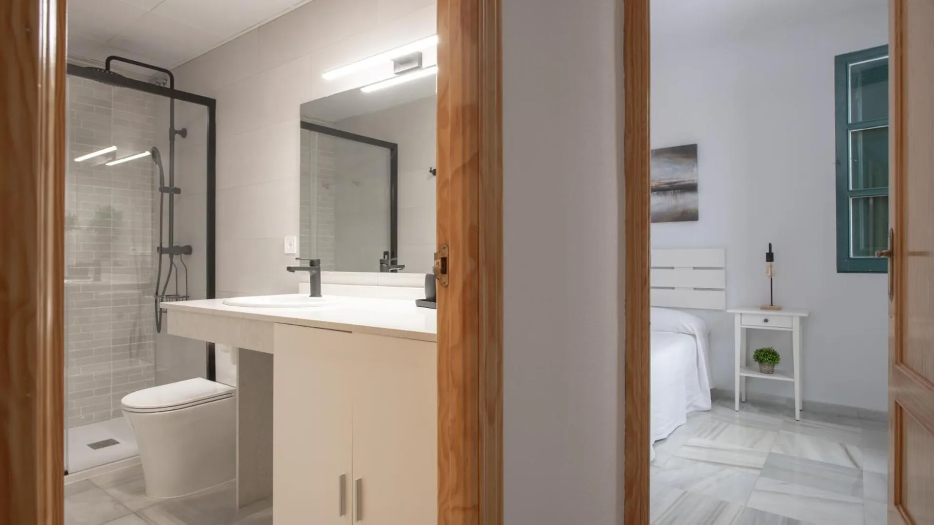 Monsalves Patio, Centrico Y Con Garaje Gratis Apartment Seville 0*,  Spain